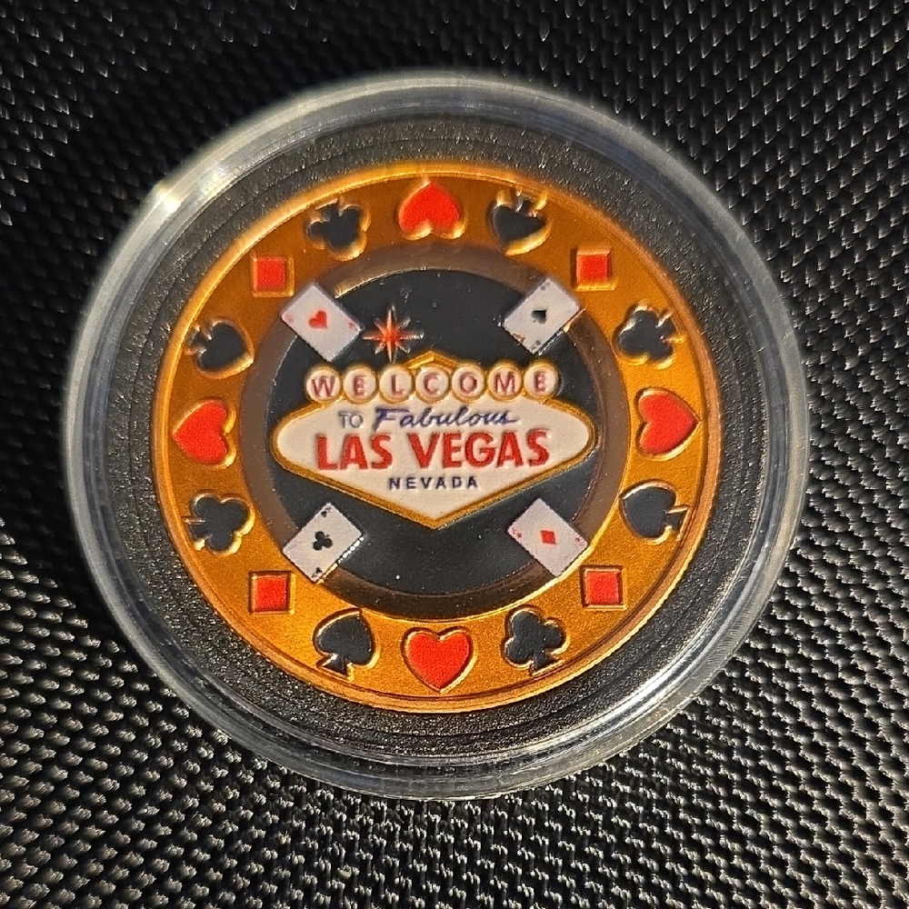Las Vegas Poker Chip - Gold and Black